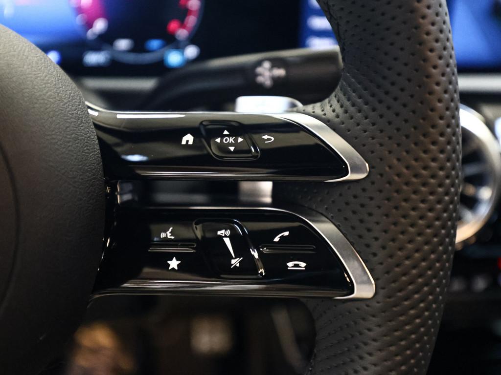 Mercedes-Benz A-Class AMG Special Edition AHK Distr. LED Navi Ka, миниатюра 19