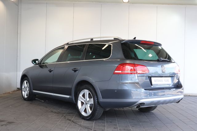 Volkswagen Passat Alltrack 2.0 TDI DSG 4M STDHZG+PANO+AHK