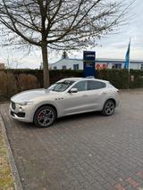Maserati Levante Benzin 3.0 V6 316kW S GRANLUSSO 4x4 ... - Maserati Levante in Dortmund