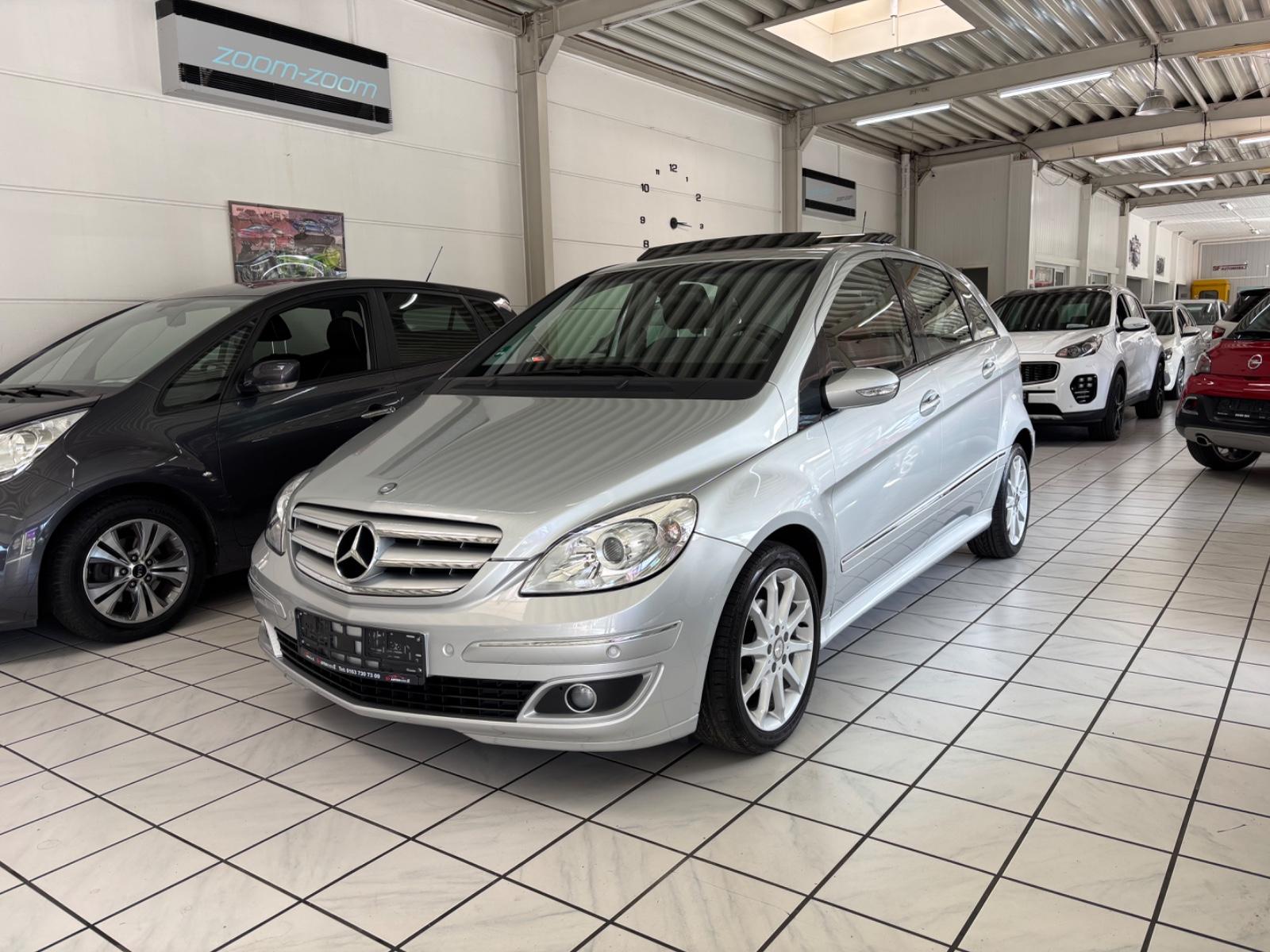 Mercedes-Benz B 150 *27.000KM*PANO*Scheckheft*SHZ*