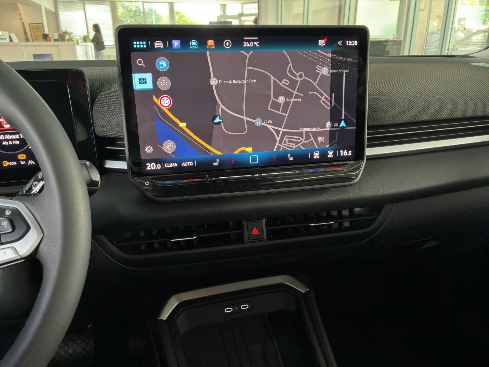 Fahrzeugabbildung Volkswagen T-Roc 1.5 eTSI W Style AHK,Kamera,LED,Navi,PDC