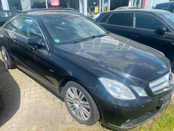 Mercedes E 250 - 4