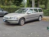 Volvo V70 II  mit defekter Zylinderkopfdichtung  - Volvo V70: Ii