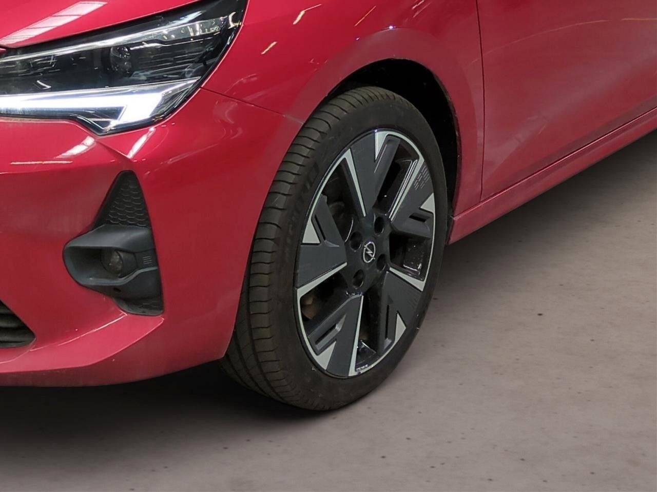 Fahrzeugabbildung Opel Corsa-e F ULTIMATE 1-PHASIG NAVI/MATRIX/SH/SPORT