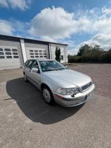 Volvo V40 1.8i Comfort - gebrauchte Volvo V40 aus dem Jahr 2001