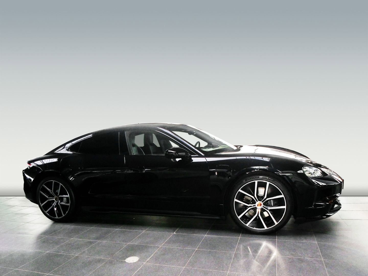Porsche Taycan 4 Black Edition/Remote Park/Soft Close/Ab imagem 2