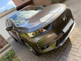 DS Automobiles DS7 (Crossback) Performance Line, scheckheft - DS Automobiles DS7 (Crossback) mit Schiebedach