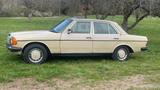 Mercedes-Benz 240    W123 - Mercedes-Benz 240: W123