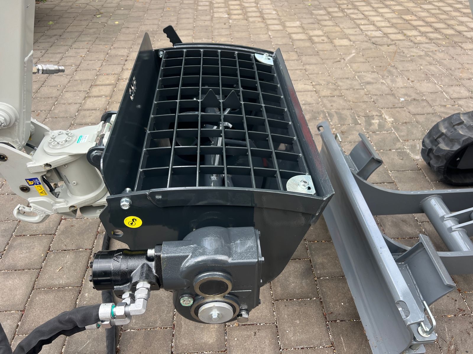 Fahrzeugabbildung Kubota CNF -Betonmschaufel Bmx 100 für Takeuchi, JCB