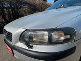 Volvo S60 2.4/Anhängerk./Autom. - Volvo S60: Auto