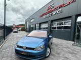 Volkswagen Golf VII Lim. Cup*SHZG*8-FACH*S&S*BLUE*PDC*TOP - Volkswagen Golf: 8t