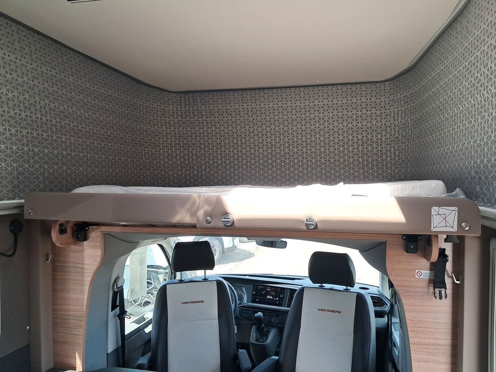 Fahrzeugabbildung Weinsberg X-Cursion CUV EDITION PEPPER 500 MQ NEU104TEUR