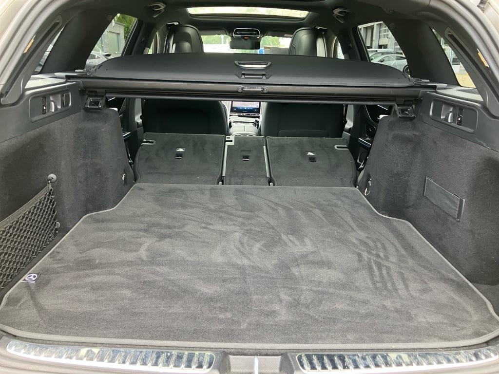 Mercedes-Benz C 300 T 4m AMG+Memory+LED+Distronic+PANORAMA