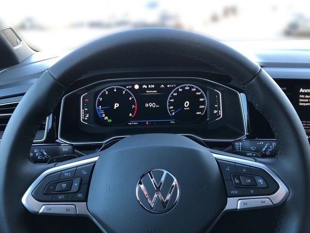 Fahrzeugabbildung Volkswagen Taigo 1.5TSI DSG R-Line PANO+MATRIX+ACC+PARKLNK+