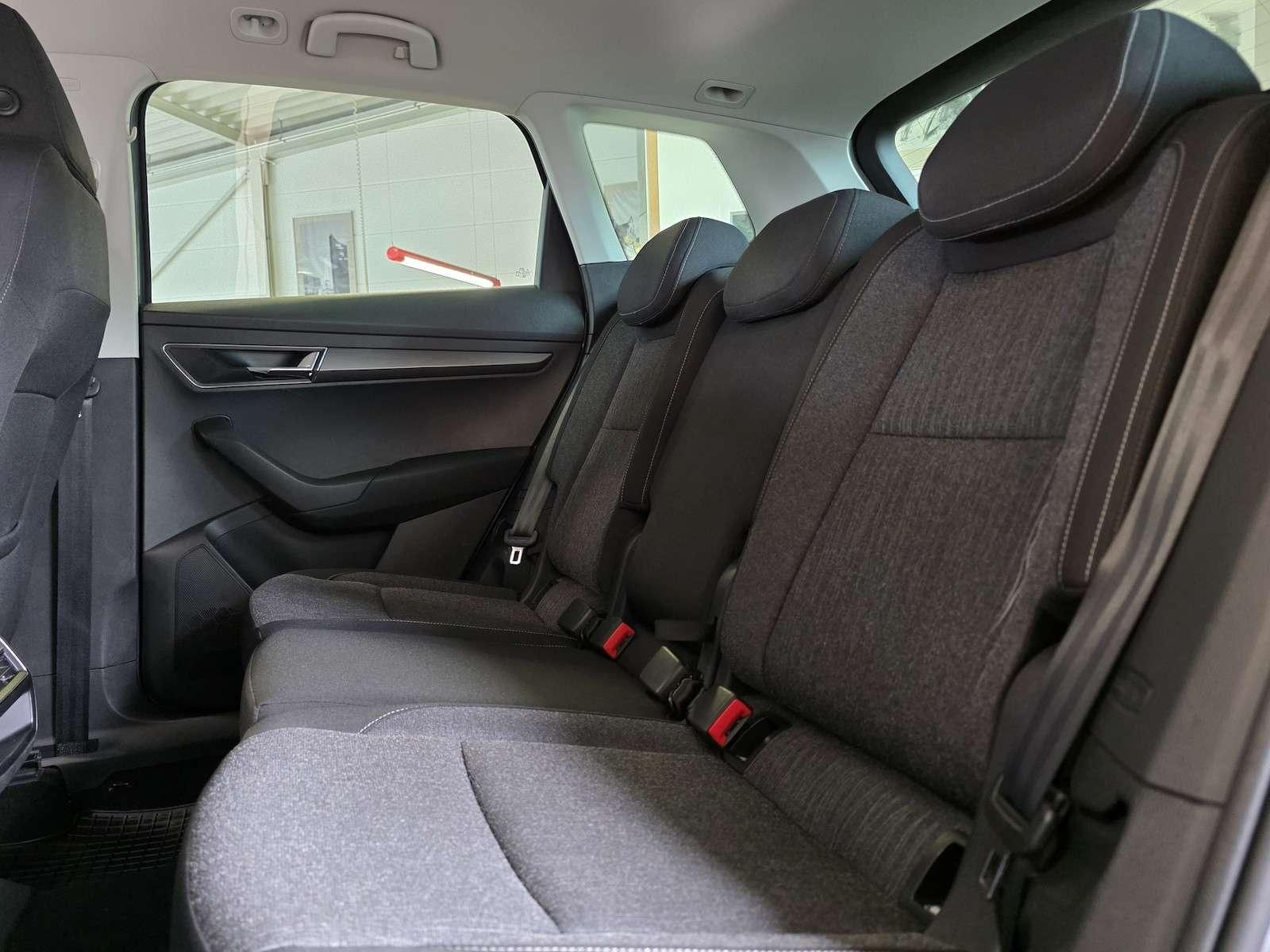 Fahrzeugabbildung SKODA Karoq 2.0 TDI/LED/Nav/Virtual/Memory/ACC/VZE/...