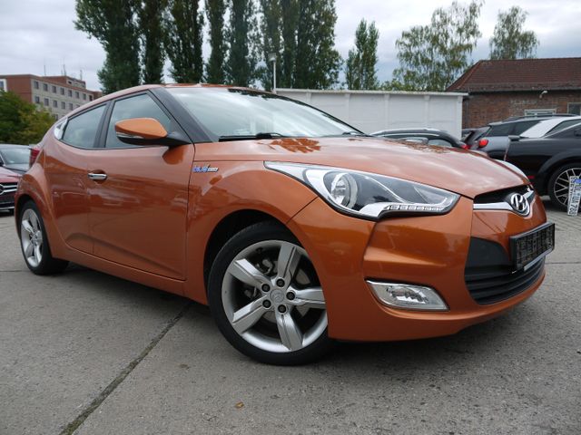 Hyundai Veloster 1,6 Ltr. - 103 KW / Blue - Drive