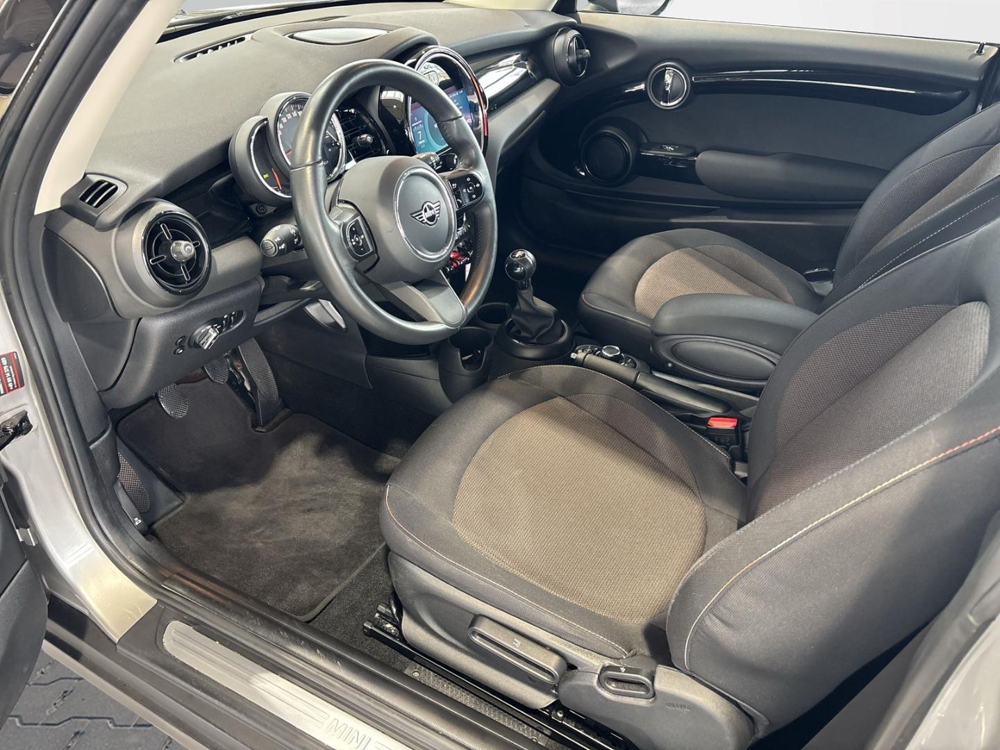 MINI Cooper LED+DAB+Tempomat+AppleCarPlay+SHZ+