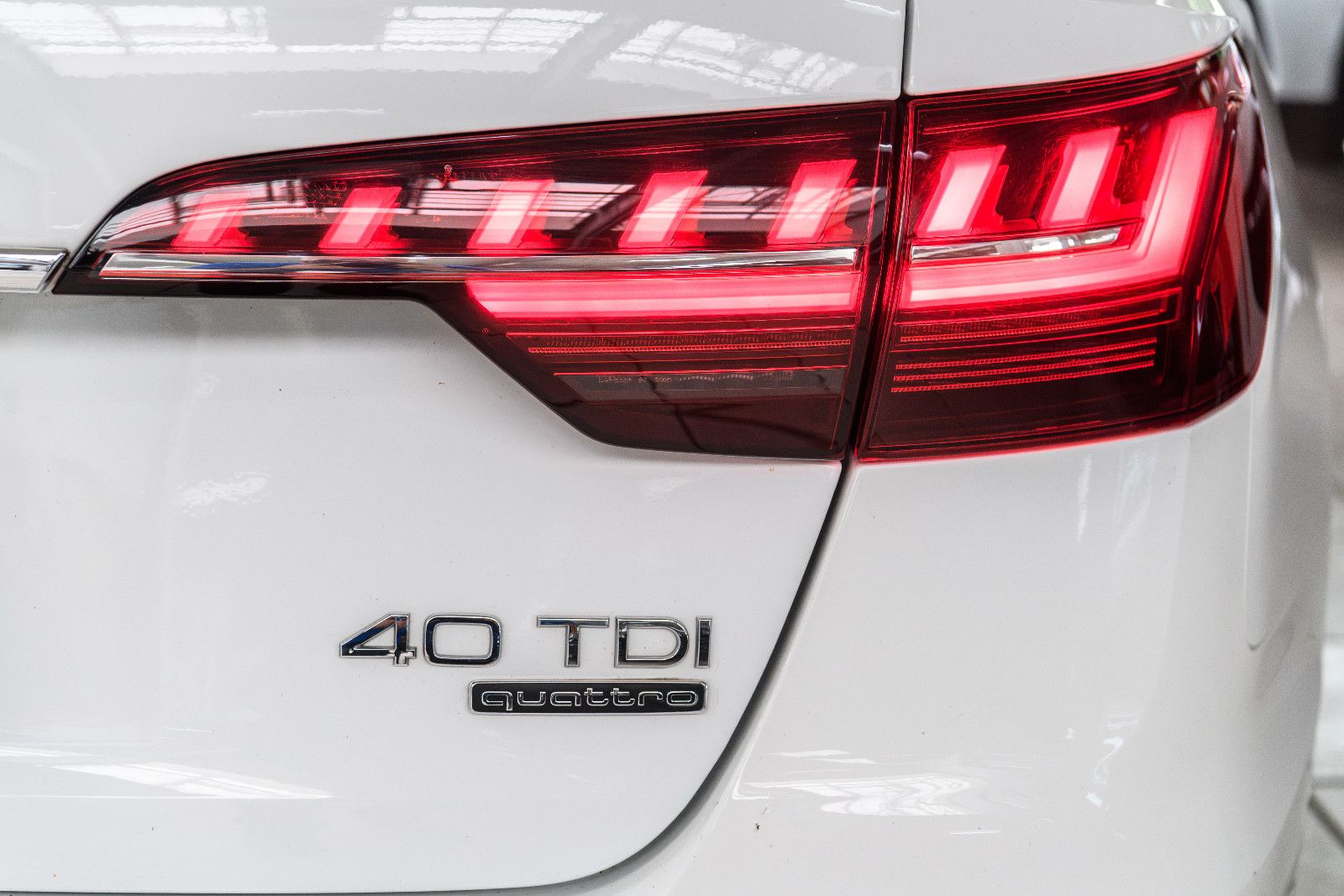 Fahrzeugabbildung Audi A4 Avant 40 TDI quattro advanced +AHK+Matrix LED