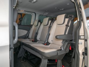 Ford Tourneo Custom - 7
