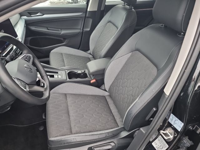 Fahrzeugabbildung Volkswagen Golf Variant 2.0 TDI DSG GOAL AHK NAVI SHZ PDC L