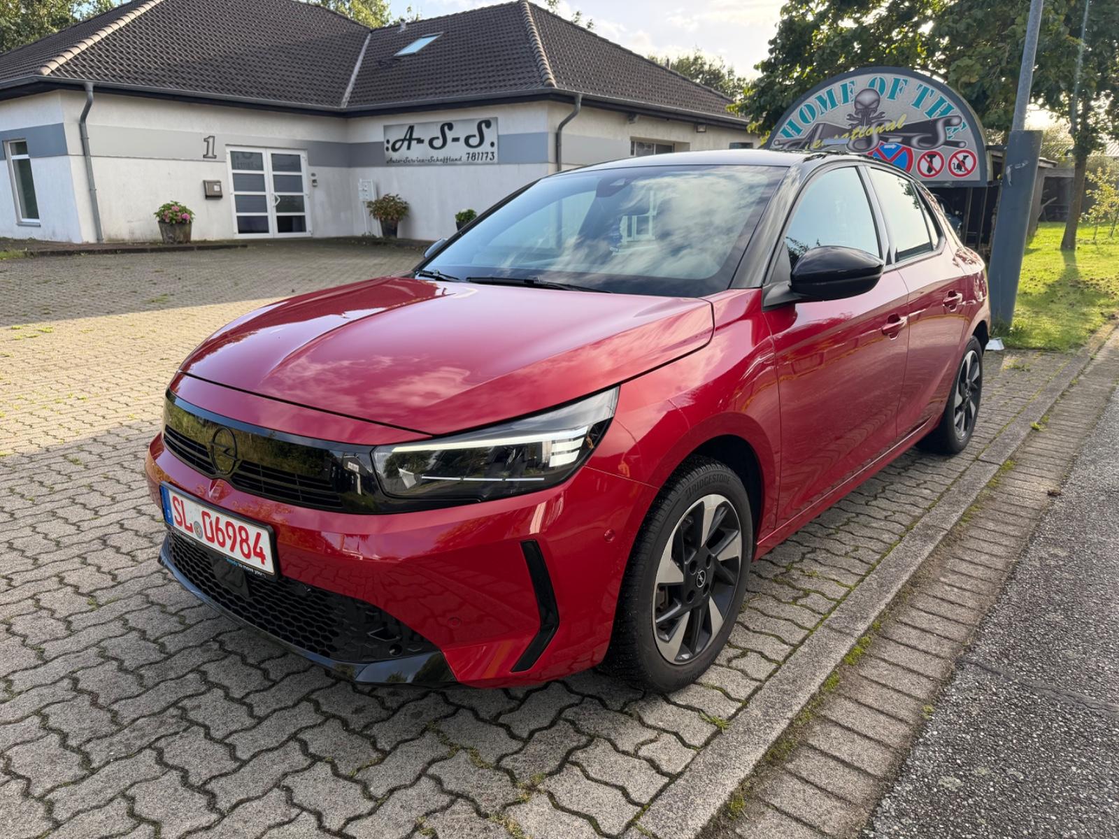 Opel Corsa F e GS
