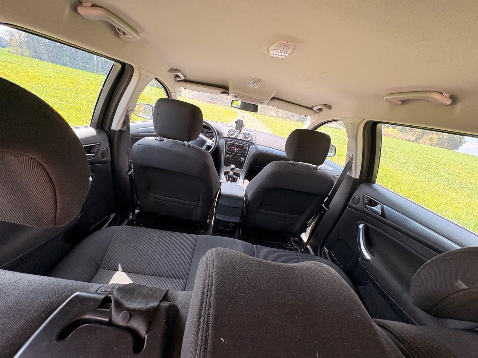 Ford Mondeo 2013 — photo 7