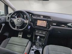 VW Touran 1.4 TSI DSG Highline Pano LED AHK Massage