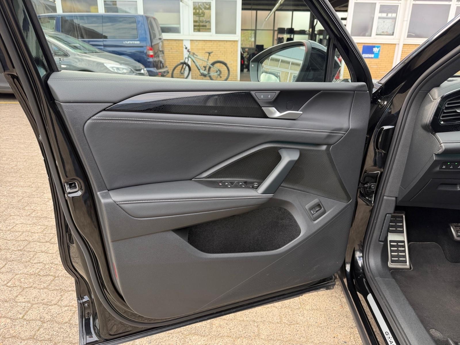 Volkswagen Tiguan 1.5 eTSI GOAL IQ-Matrix AHK 18" Allw. ACC, миниатюра 16