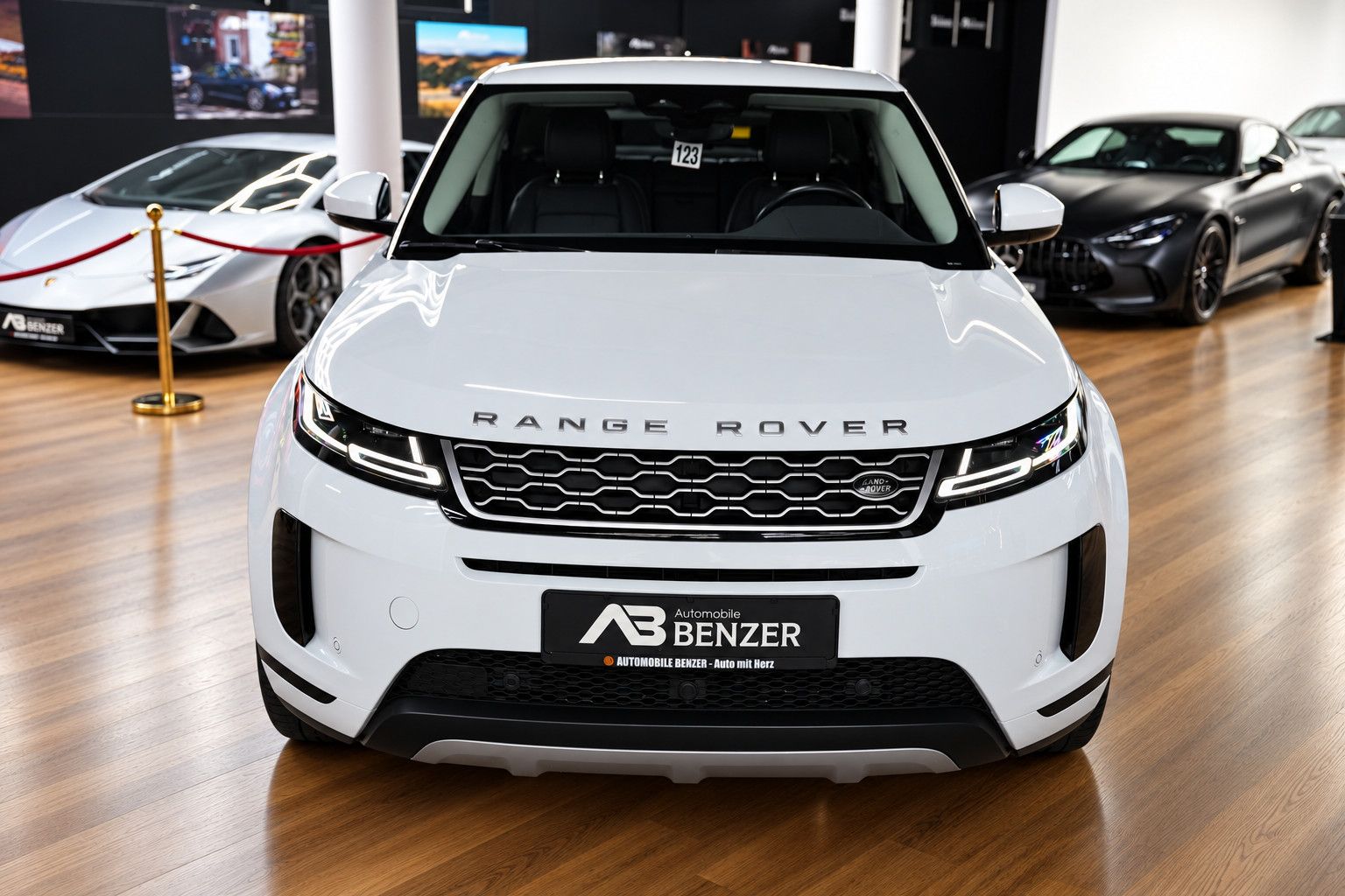 Fahrzeugabbildung Land Rover Range Rover Evoque SE *Meridian*Kamera*Memory