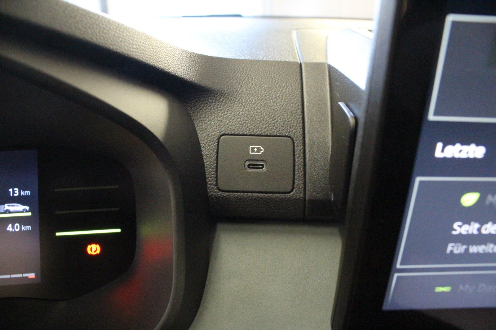 Fahrzeugabbildung Dacia Jogger TCe 110 Extreme 5-Sitzer  MY26 *Winterp.*