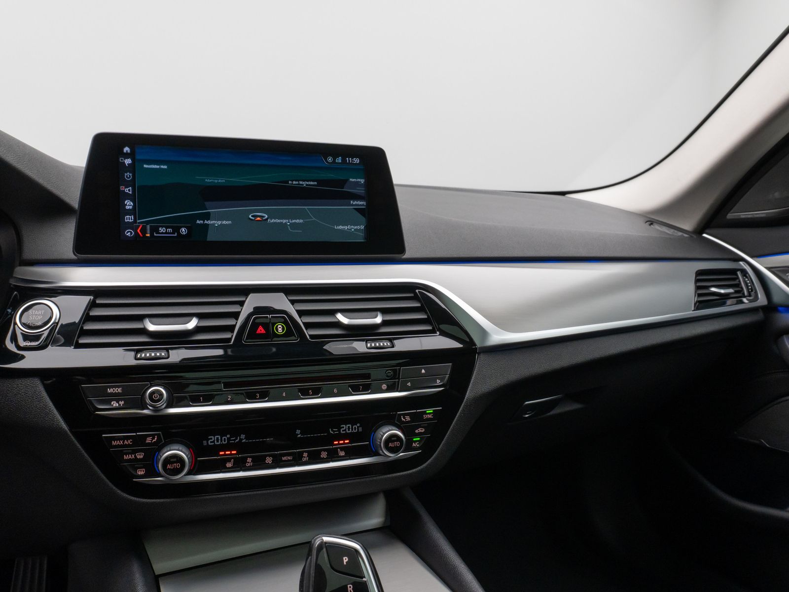Fahrzeugabbildung BMW 530d xD SportLine Kamera Panorama HUD H/K Stndhz