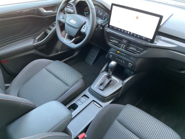 Fahrzeugabbildung Ford Focus 1.0 EcoBoost Mild-Hybrid ST-Line Autom, Ma