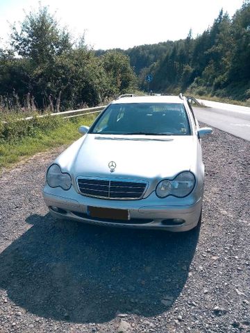 Mercedes-Benz Mercedes Benz C 200 Kombi TÜV NEU