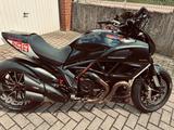 Ducati Diavel 1200 - DUCATI 2011 DIAVEL