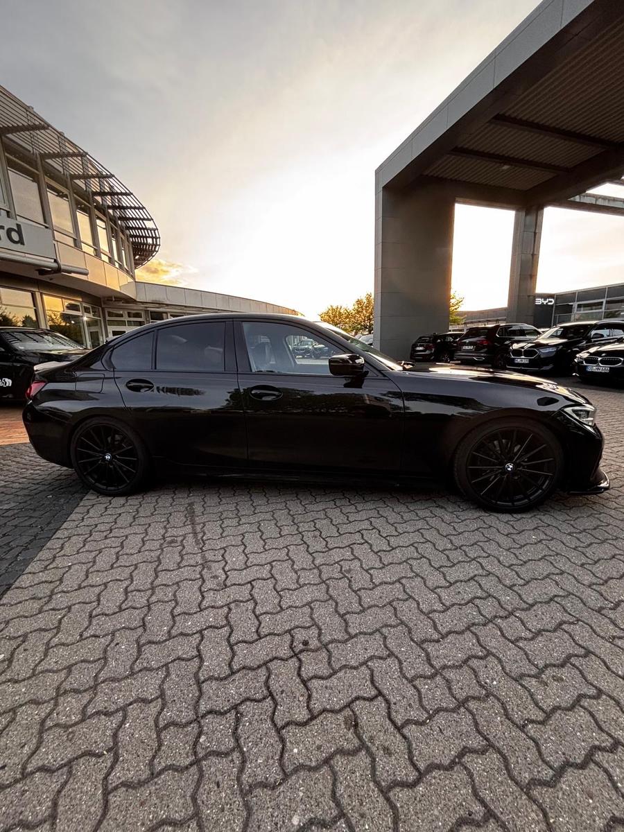 BMW 320d xDrive Advantage Automatic Advantage