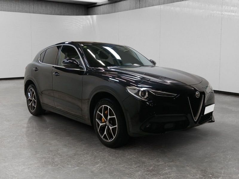 Alfa Romeo Stelvio 2.2 t Executive Q4 210cv auto imagem 3