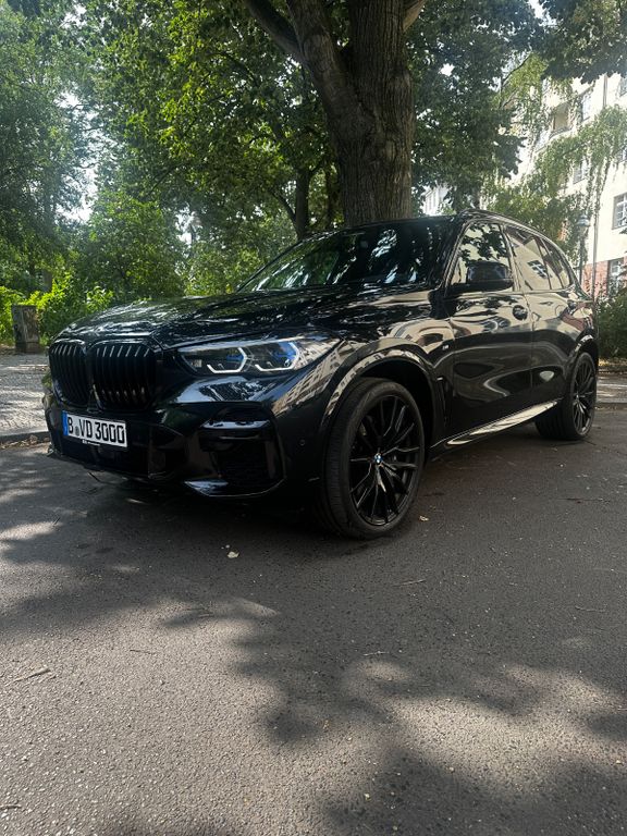 Image of BMW X5