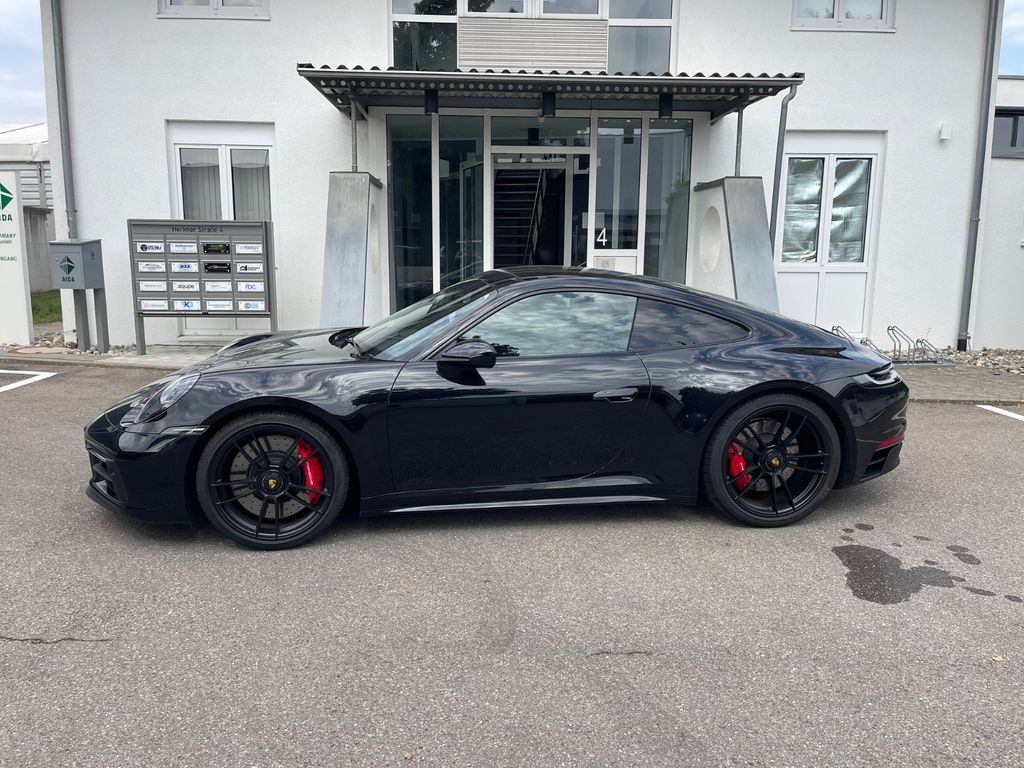 Porsche 992