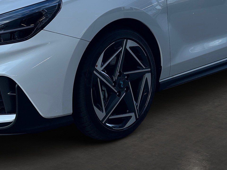 Fahrzeugabbildung Hyundai i30 1.5T 140PS 48V N LINE Sitz-Paket Panoramadac