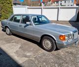 Mercedes-Benz W126 Mercedes-Benz 300 SEL - silberne Mercedes-Benz S 300