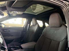AUDI Q3 Sportback TDI S-Line/Pano/20 Zoll AUDI Q3 Sportback TDI S-Line/Pano/20 Zoll