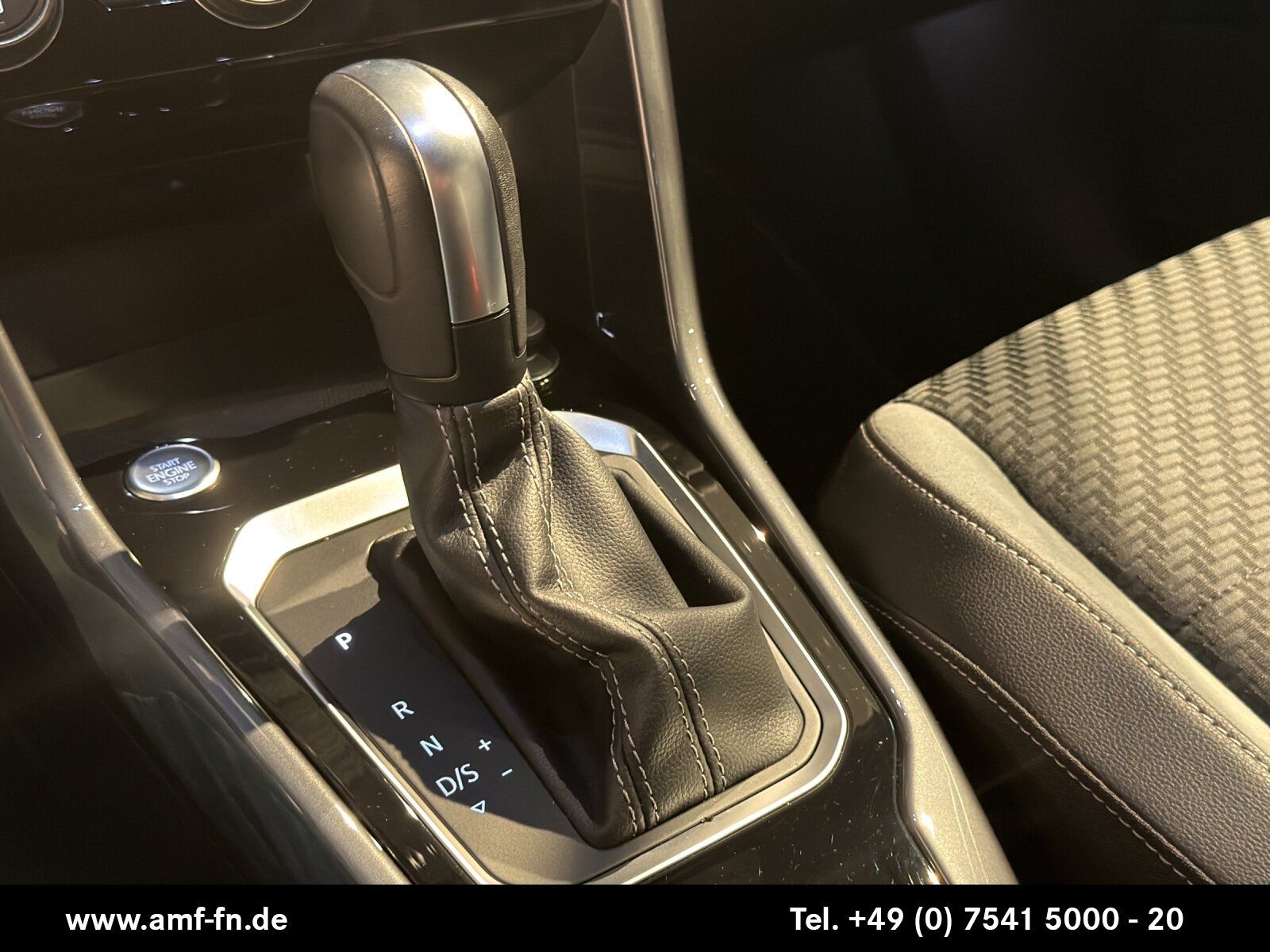 T-ROC 1.5TSI DSG R-LINE | LED | NAV | RFK | KESS
