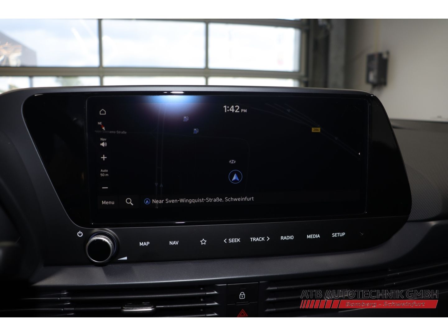 Fahrzeugabbildung Hyundai i20 Trend MY25 1.0 T-GDI 100 PS 6-MT 2WD Navi Ap