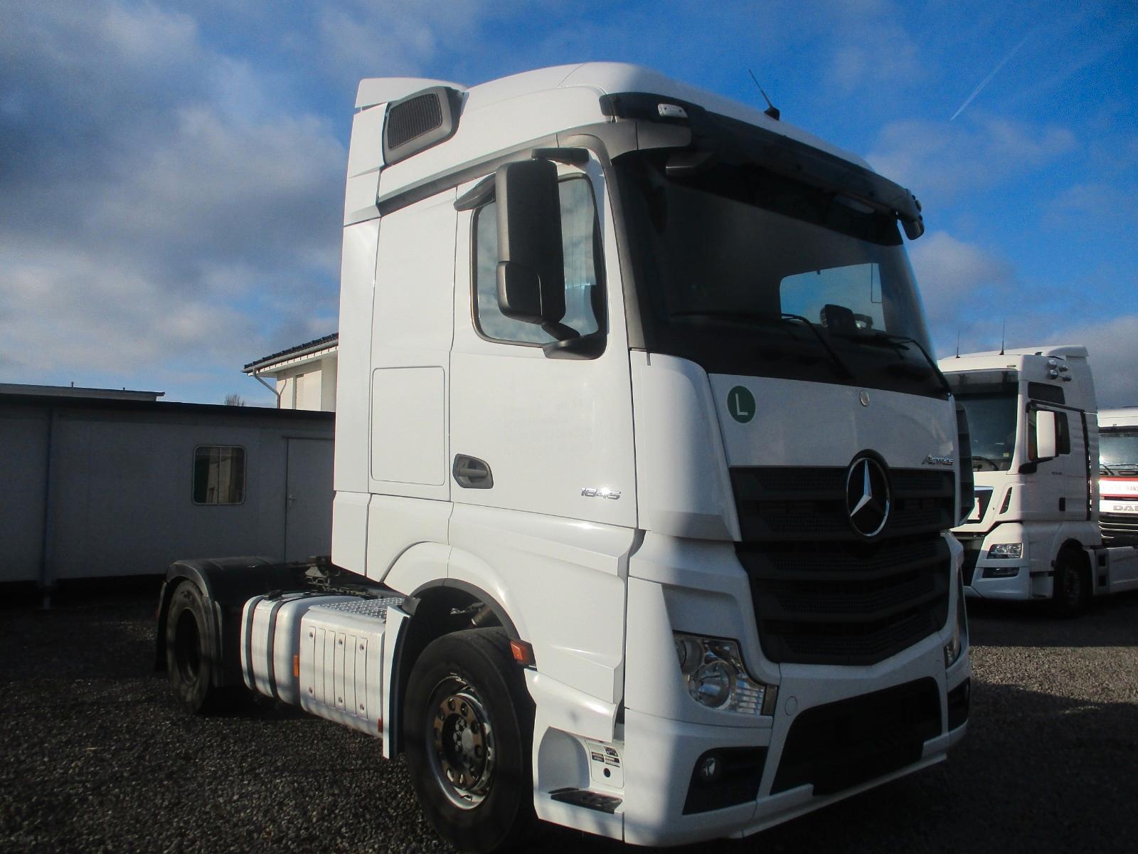 Mercedes-Benz Actros  1845