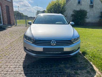 Volkswagen Passat Variant - 8