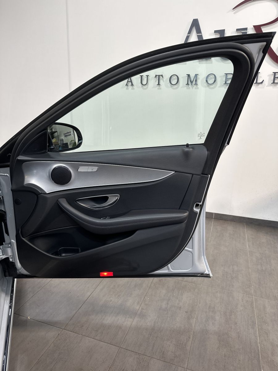Fahrzeugabbildung Mercedes-Benz E 220d Limousine Avantgarde NAV+LED+AHK+CARPLAY