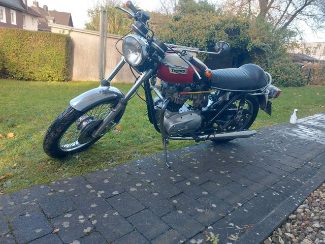 Triumph T140V 750 Bonneville