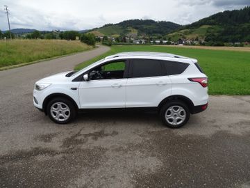 Ford Kuga - 12