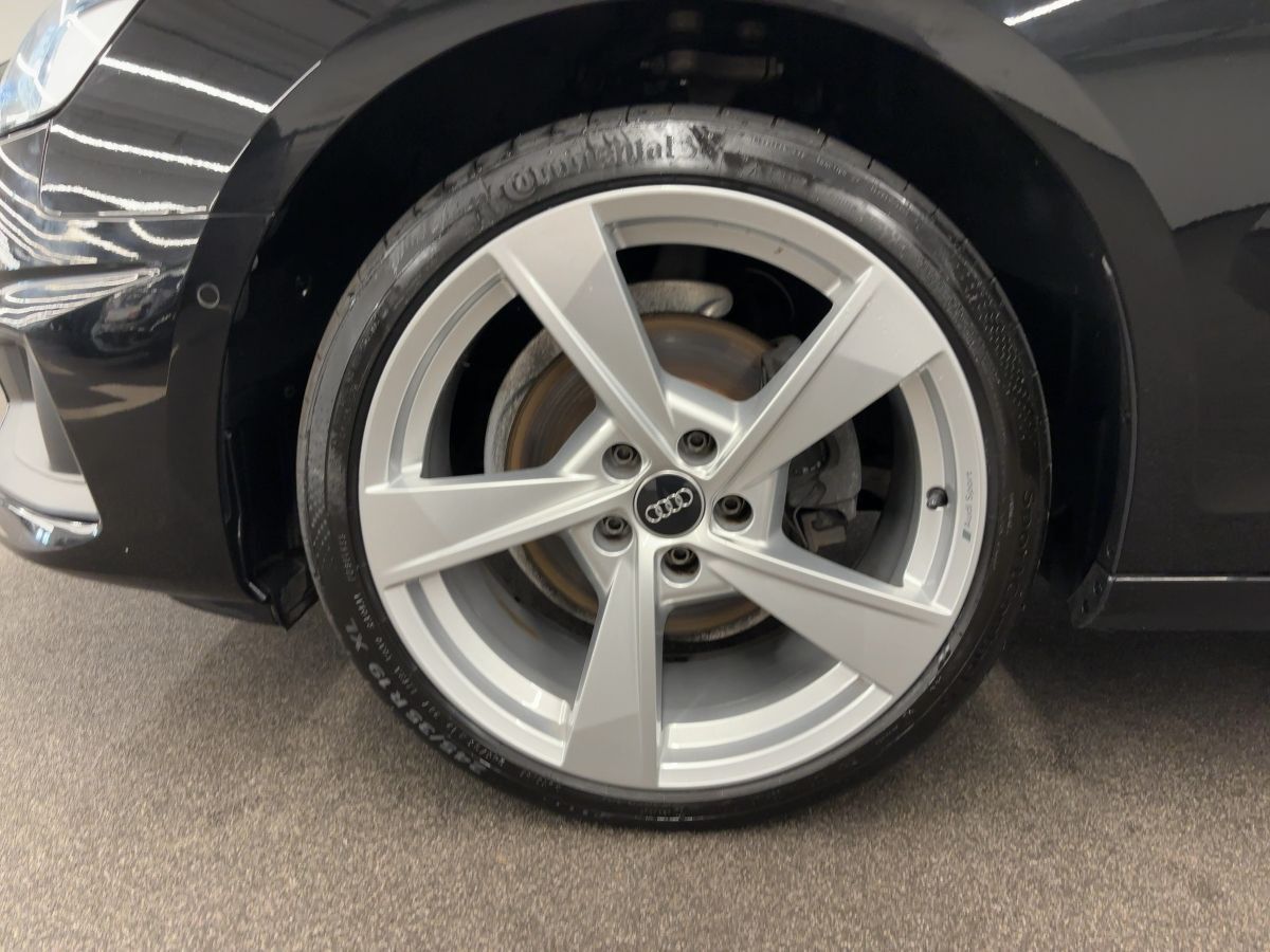 Audi A4 - Bild 17