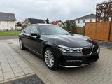 BMW 730d xDrive -individual Laser Luftfederung Soft  - BMW 730: 730i